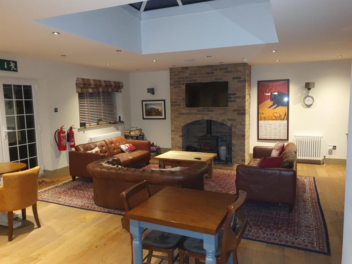 Leafy Lane Guesthouse Amlwch Esterno foto