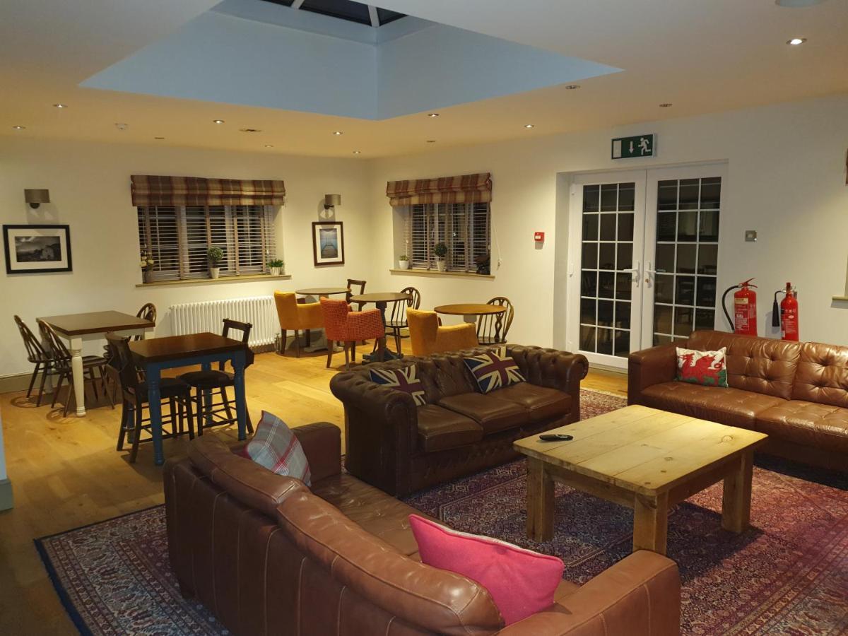 Leafy Lane Guesthouse Amlwch Esterno foto